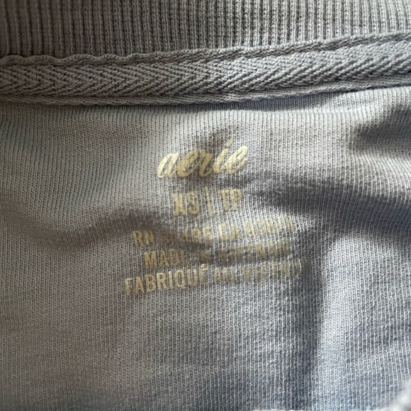 Aerie crewneck - Picture 2 of 3